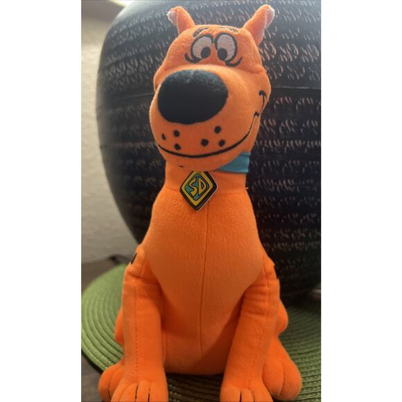 Scooby Doo Plush Toy 9” - Picture 3 of 7